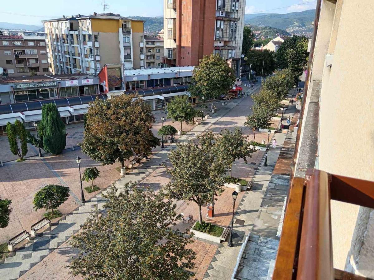 Red Square Apartment Pirot Exterior foto