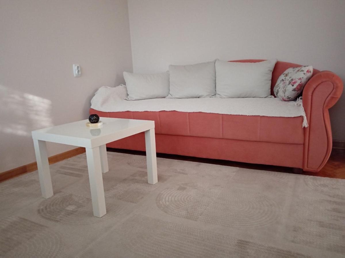 Red Square Apartment Pirot Exterior foto
