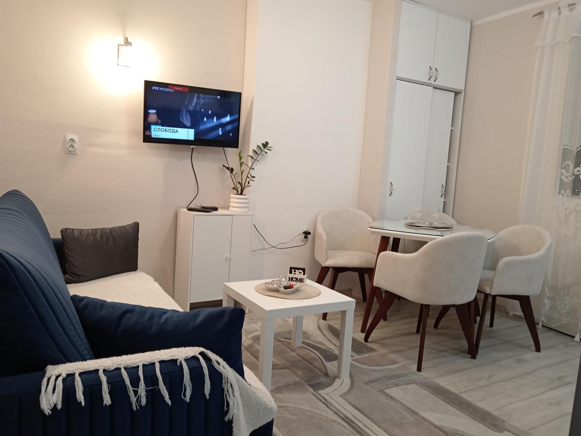 Red Square Apartment Pirot Exterior foto